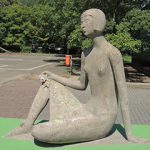 Betonrestaurierung, Mädchen mit dem Sterntaler