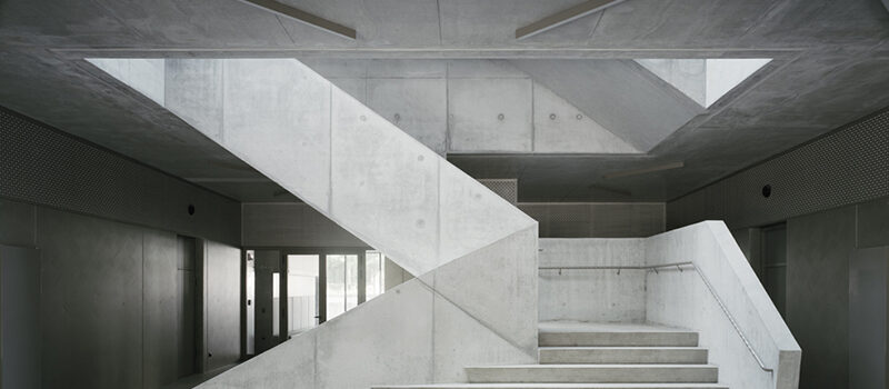 am-restore_projekte_sichtbetonretusche_arndt-gymnasium_01 Sichtbetonretusche, Arndt-Gymnasium